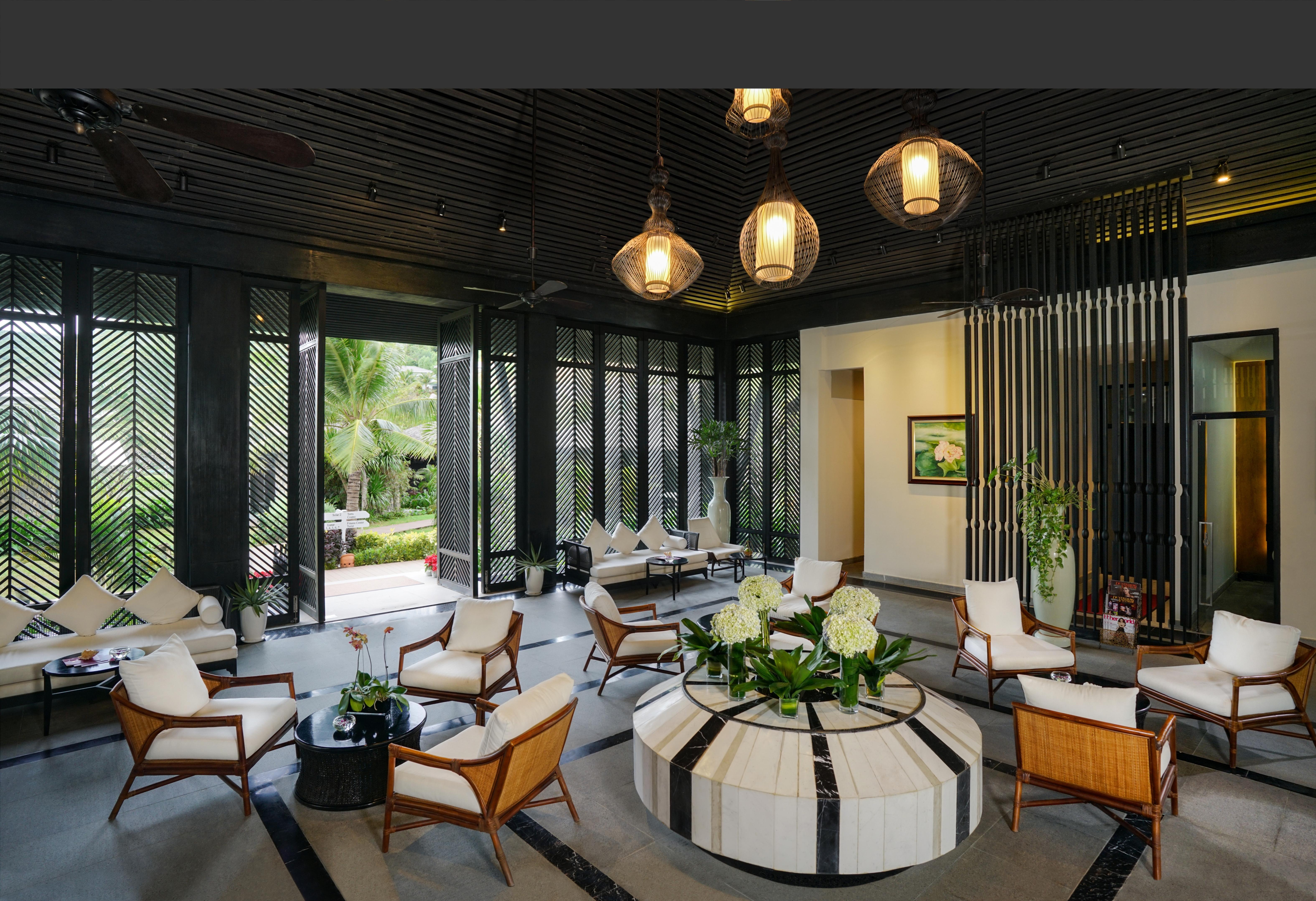 Vinpearl Resort & Spa Nha Trang Bay Exteriör bild The lobby of the hotel