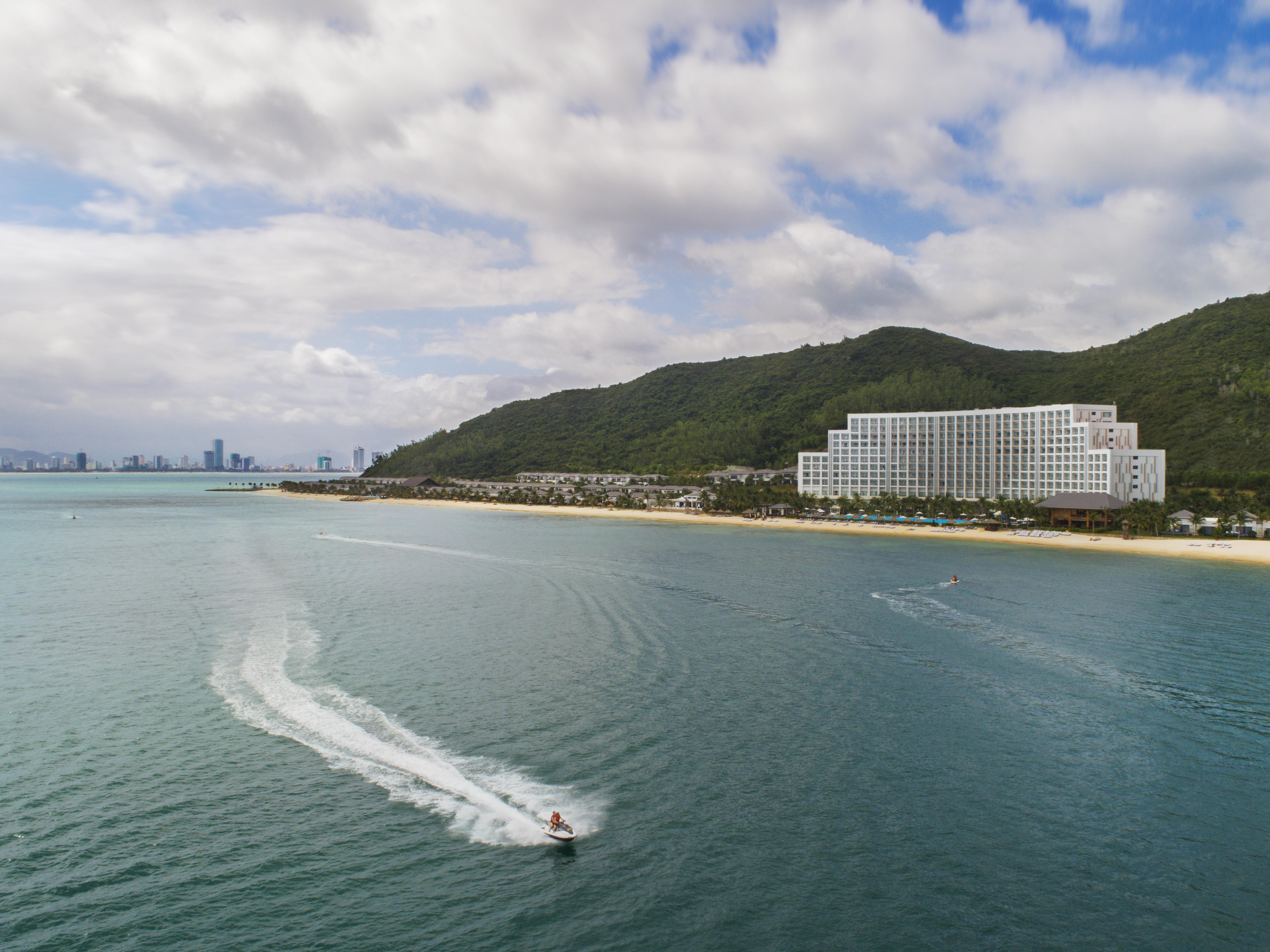 Vinpearl Resort & Spa Nha Trang Bay Exteriör bild Vinpearl Hotel Nha Trang