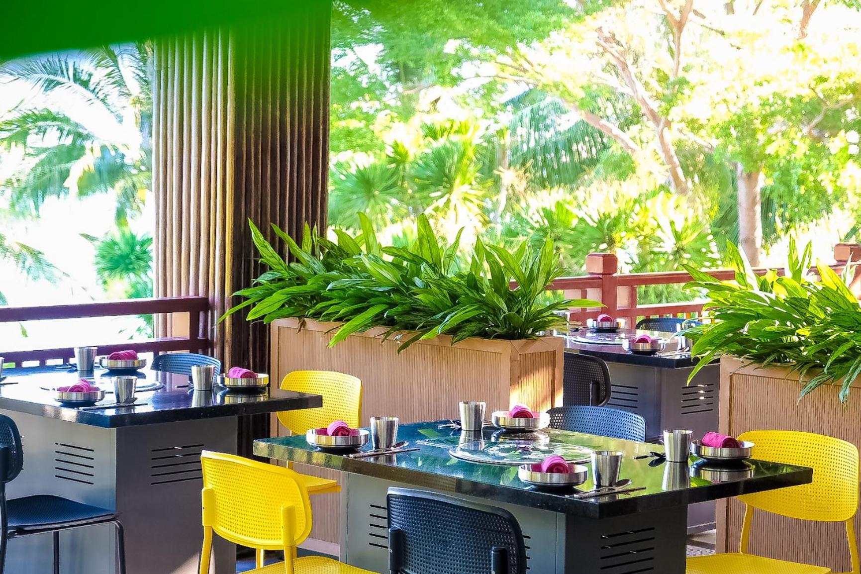 Vinpearl Resort & Spa Nha Trang Bay Exteriör bild The restaurant